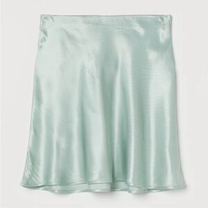 NWT H&M Mint Green Satin A-Line Mini Skirt Medium